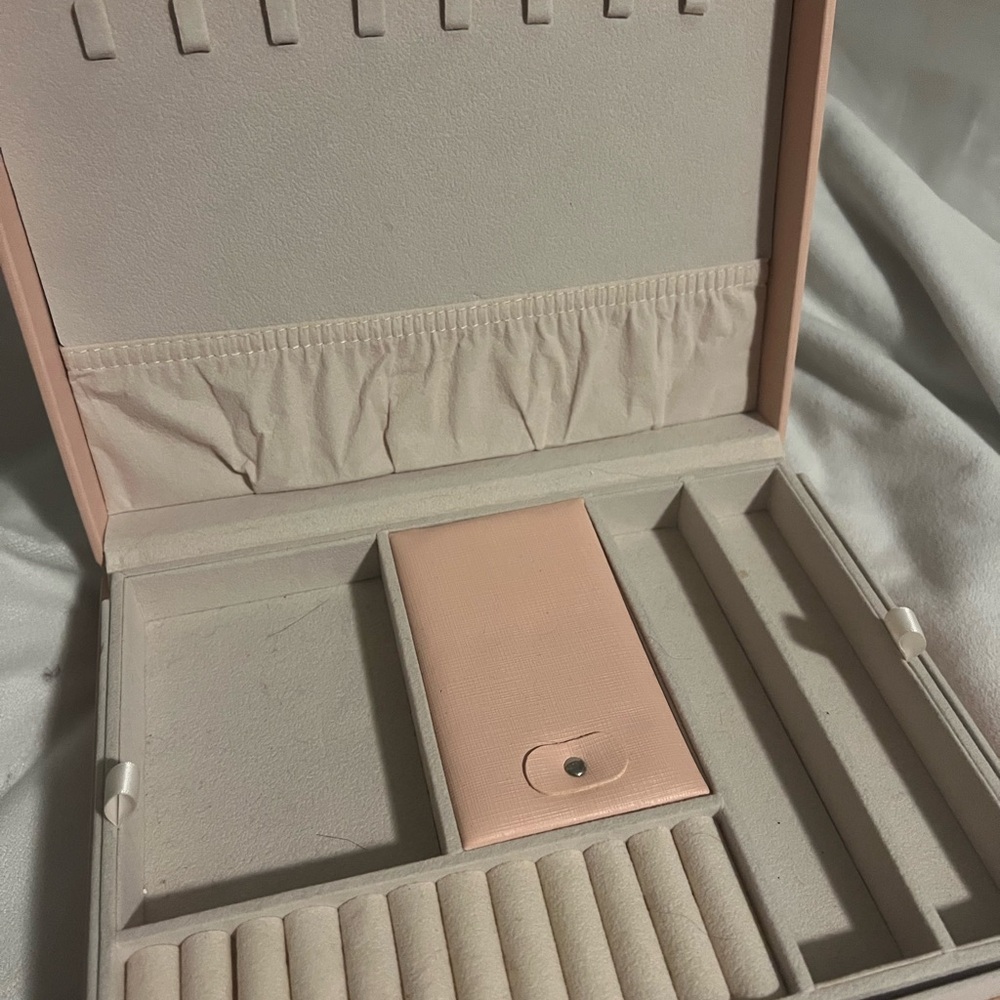 Stylish Pink Storage Box - Picture 3 of 4